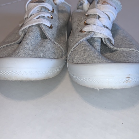 Tommy Bahama Sneakers 7.5 - Picture 2 of 10